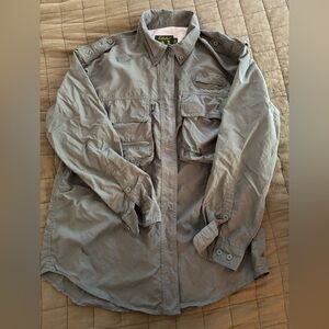 Cabela's Women’s Size S Field Shirt With Pockets